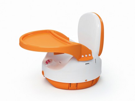 N.888 Столче за маса